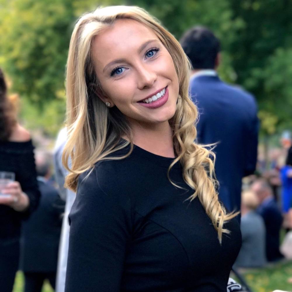 Meet your Posher, Lauren